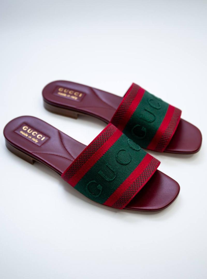 Шлёпанцы женские Gucci